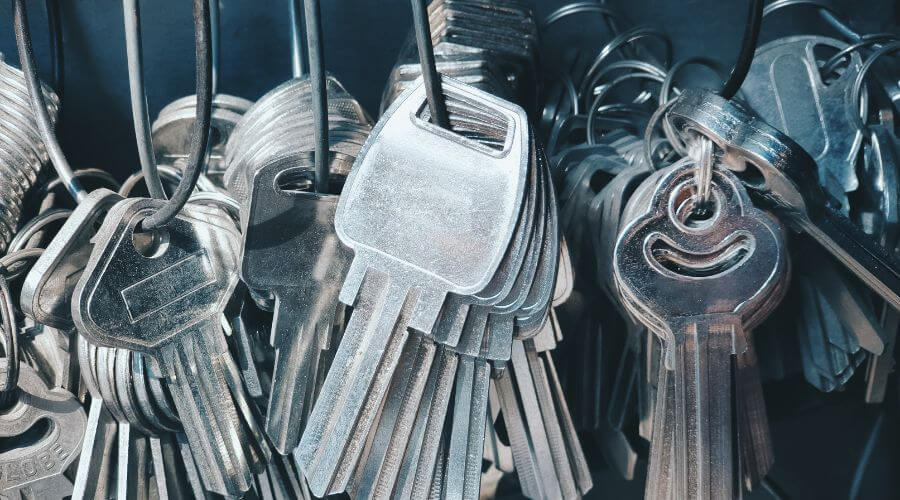 Professional residential roofers in Fort Dick, CA